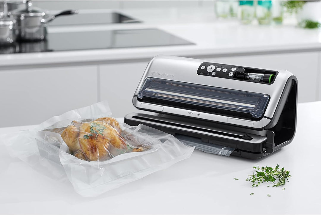 FoodSaver Vakuumiergerät für Lebensmittel | Vollautomatischer Vakuumierer mit Rollenaufbewahrung &amp; S