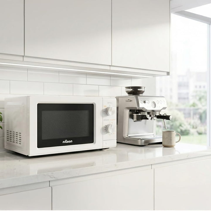 Nilson Mikrowelle, 19 l, freie Installation, Weiss NMW2701, 700 W, 5 Programme, mechanisch, Auftaufu