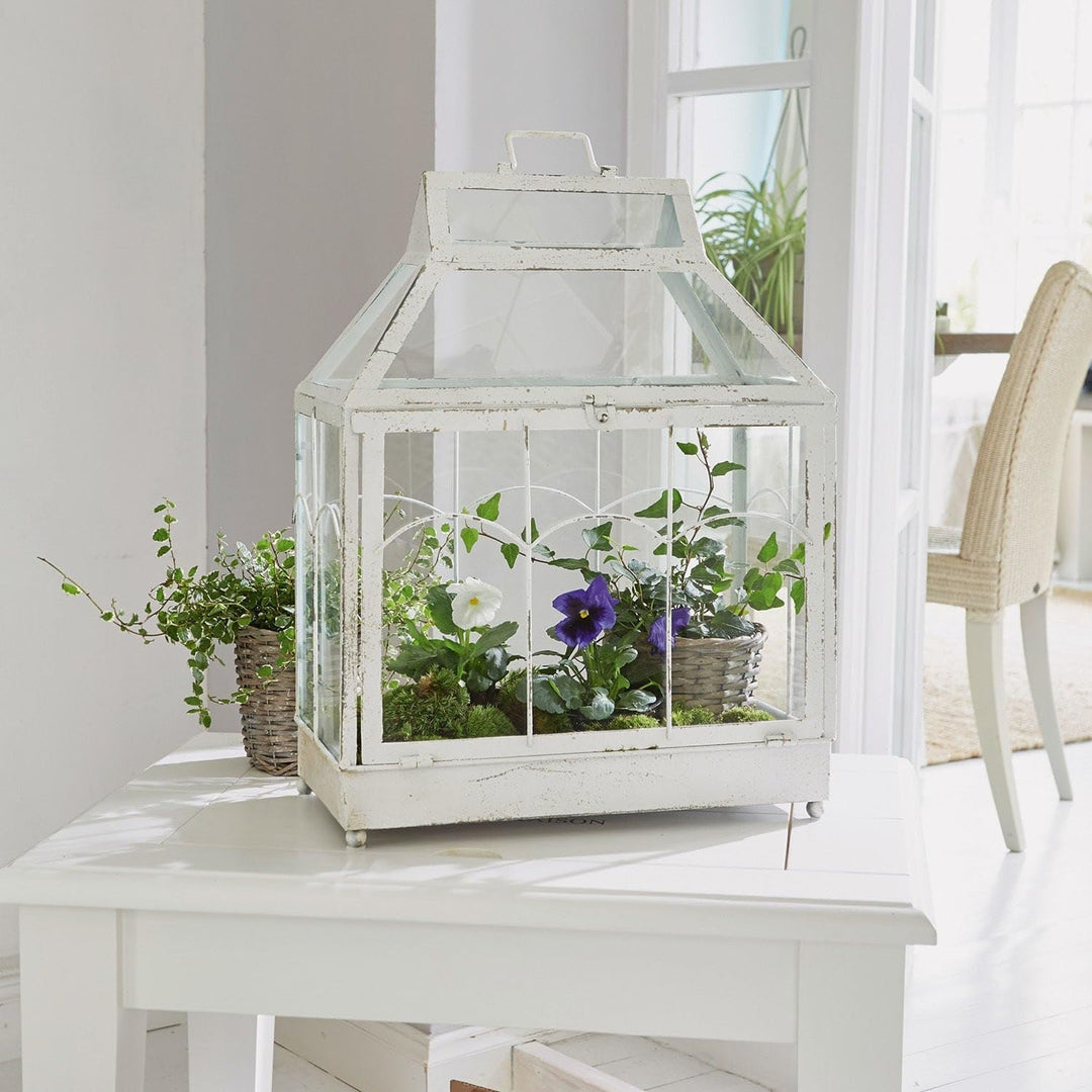 LOBERON® Laterne Couriar, individuell befüllbar, handgemachtes Shabby-Finish, Deko-Objekt mit Vintag