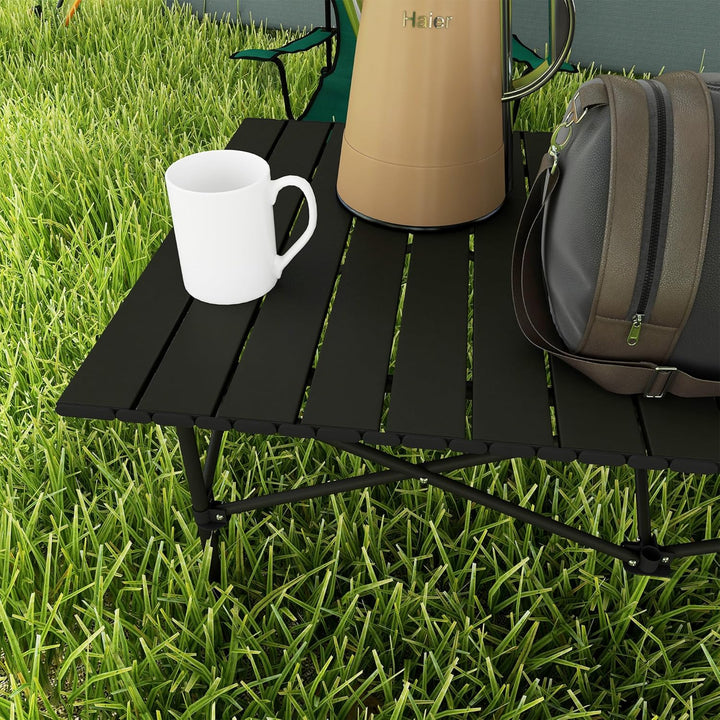 Outsunny Campingtisch Klapptisch mit Aufrollbare Tischplatte X-Rahmen Gartentisch aus Aluminium leic