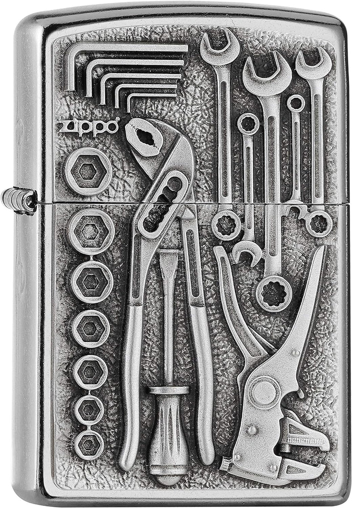 ZIPPO 2007114 – Sturmfeuerzeug, Toolbox, Emblem Attached, StreetChrome,nachfüllbar,inhochwertigerGes