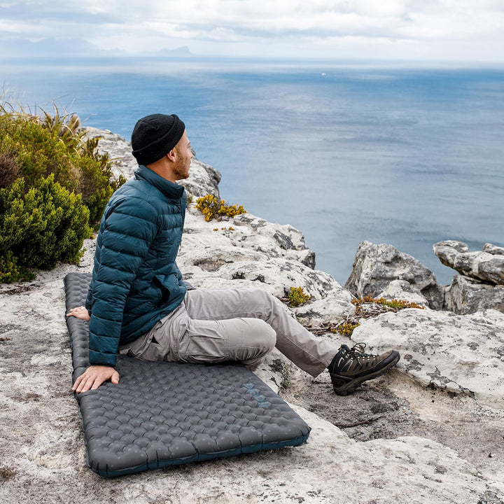 Naturehike 3,5R- Wert Camping Isomatte Ultralight 4 Jahreszeiten (-6℃) Selbstaufblasend mit aufblasb