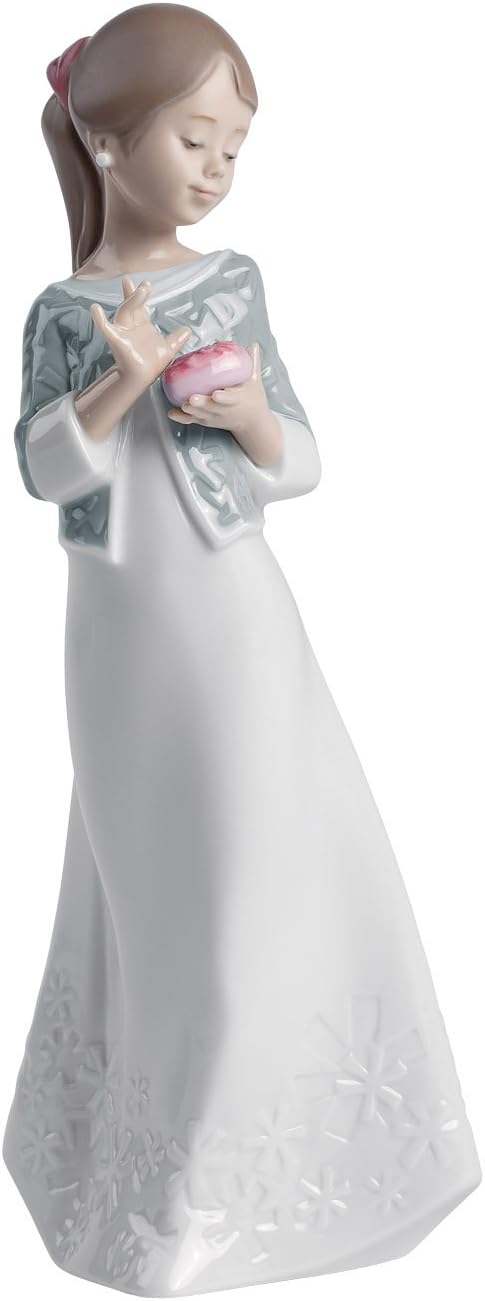 NAO 02001588 Dekofigur/Porzellanfigur A Gift from The Heart, Mädchen mit Geschenk