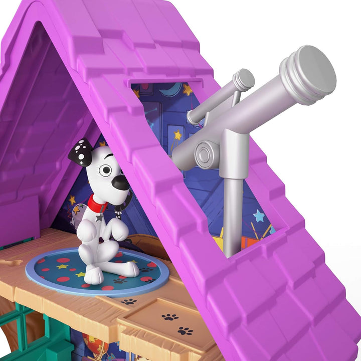 Mattel GDL88 - Disney Das Haus der 101 Dalmatiner Dylans Baumhaus Spielset mit Dylan und Dolly, Spie