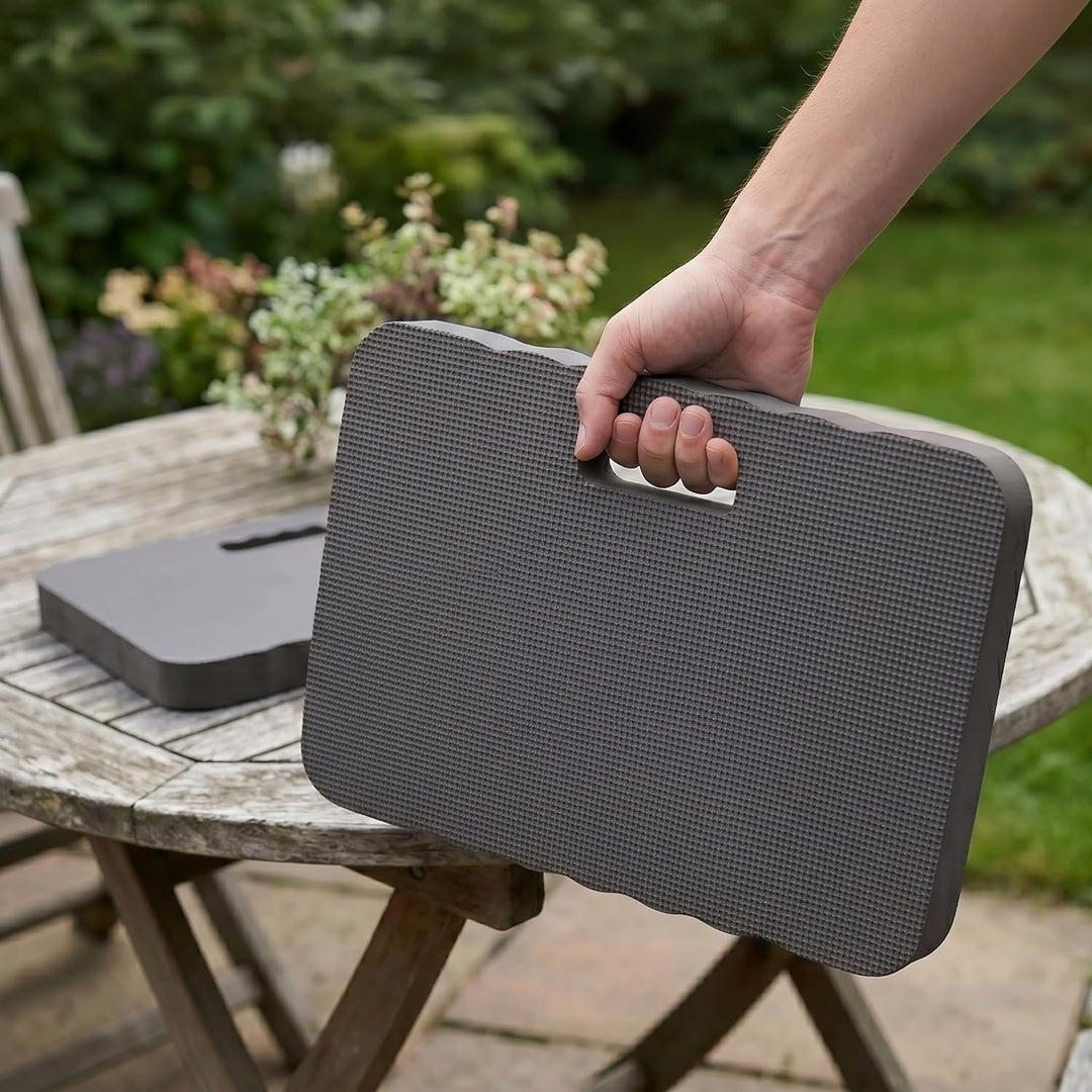 Relaxdays Kniekissen, 2er Set, Garten, Werkstatt, Yoga, Schaumstoff, Tragegriffe, HBT 4 x 46 x 28 cm