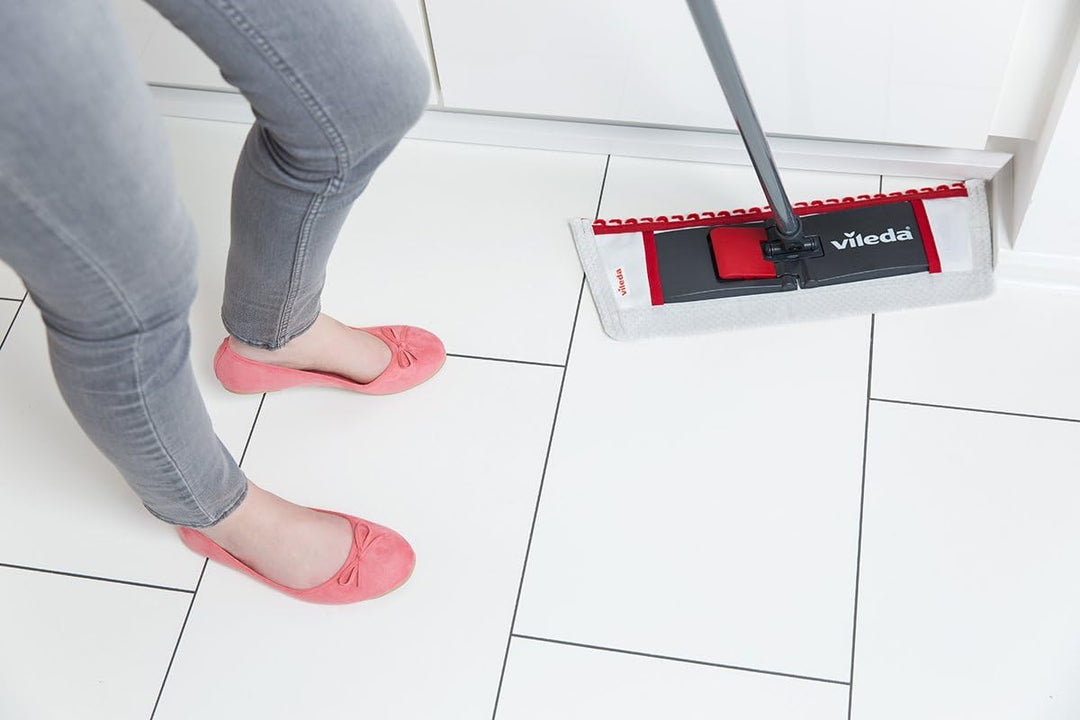 Vileda WischMat Extra mit Teleskopstiel Bodenwischer, System WischMat Extra - Flachwischer mit Teles