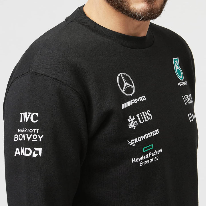 MERCEDES AMG PETRONAS Formula One Team - Offizielle Formel 1 Merchandise Kollektion - 2022 Team Swea