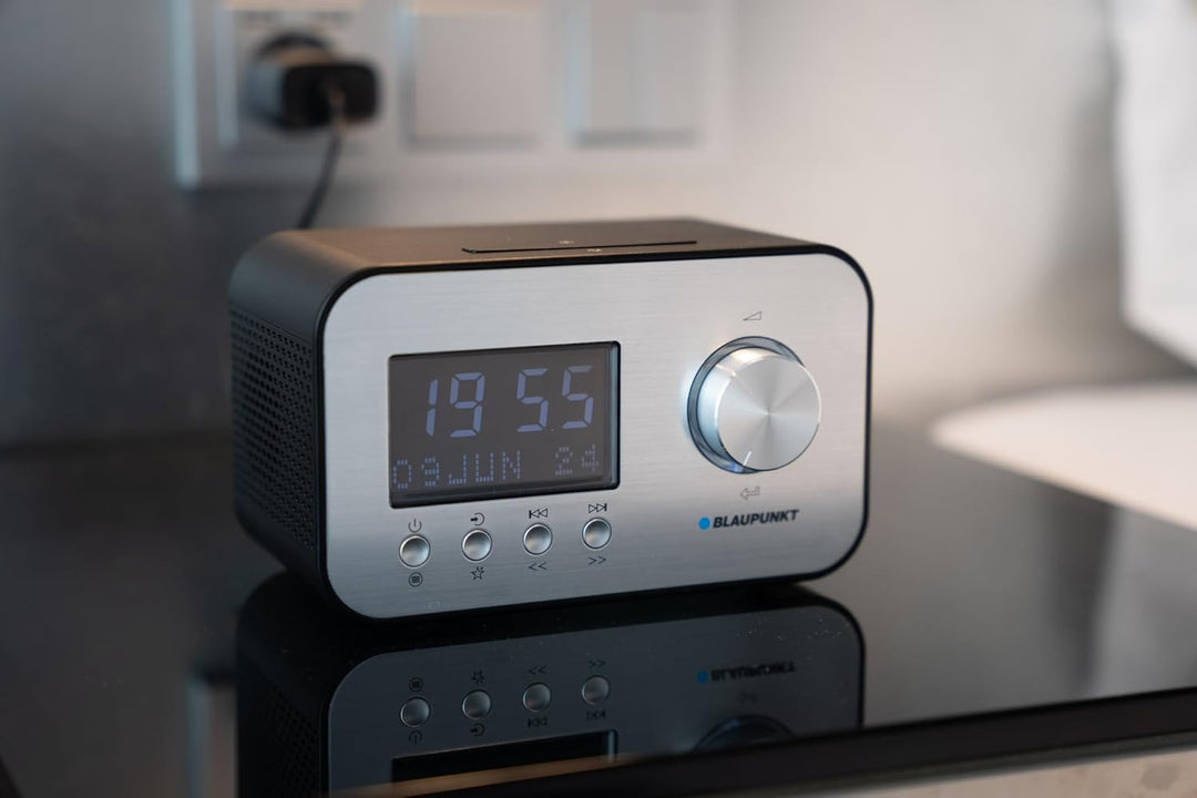 Blaupunkt Radiowecker CLRD 40 Schwarz - Bluetooth Lautsprecher mit DAB+ & UKW – 2 x 3 Watt RMS – dim