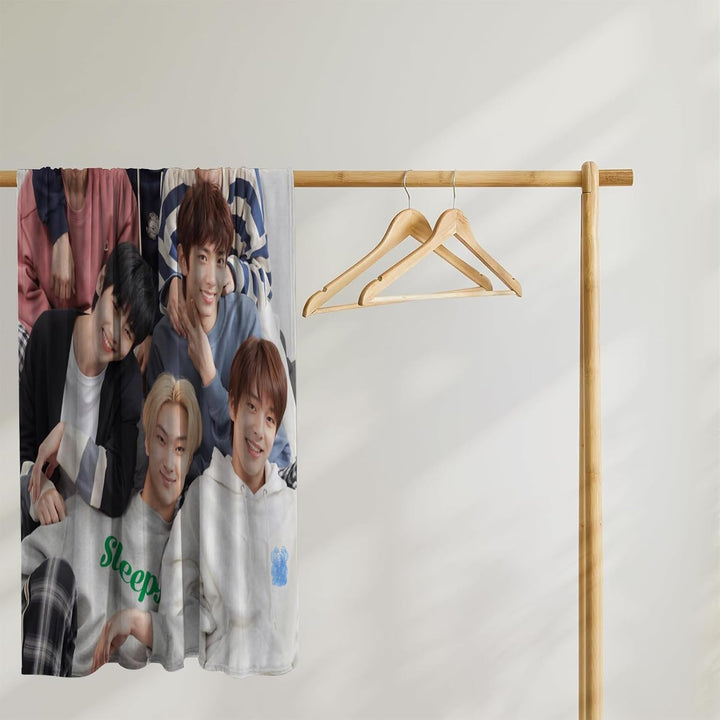 Enhyppen Decke Bettwäsche 130x150 cm,Enhyppen Merch Kuscheldecke für Fans,Fleecedecke für Couch, War