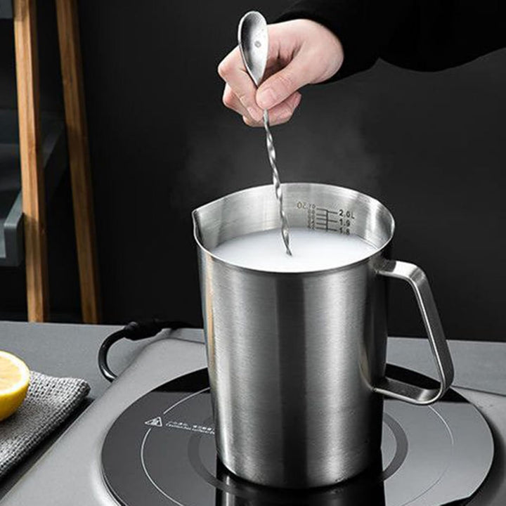 Milchkännchen aus Edelstahl, 2 l, Milchkännchen mit Markierung und Deckel, vielseitiger Krug für die