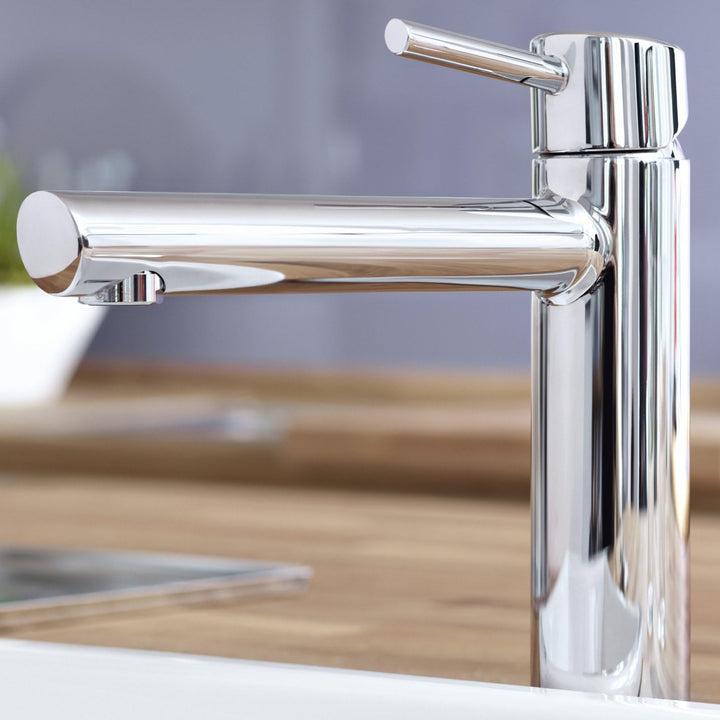 GROHE Concetto Küchenarmatur, mittelhoher Auslauf, Schwenkbereich 140°, Vorfenstermontage 31210001 V