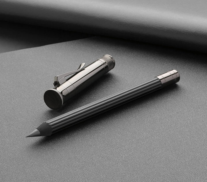 Graf von Faber-Castell 118530 - Perfekter Bleistift mit Verlängerer, Spitzer und Radiergummi, Magnum