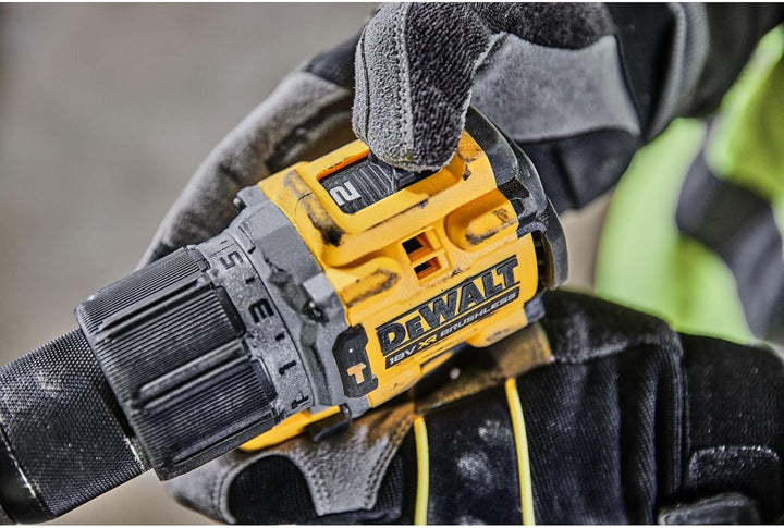 Dewalt 18V Akku-Schlagbohrschrauber DCD805P2T (bürstenloser Motor, 2-Gang-Vollmetallgetriebe, mit LE