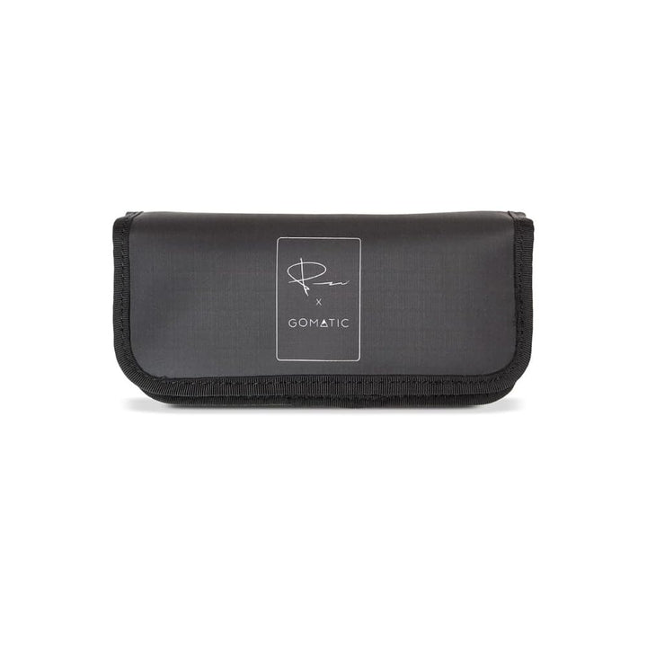 Gomatic Peter McKinnon Battery Case | Akku-Case | Batterie-Tasche für SLR/DSLR - Platz für DREI Akku