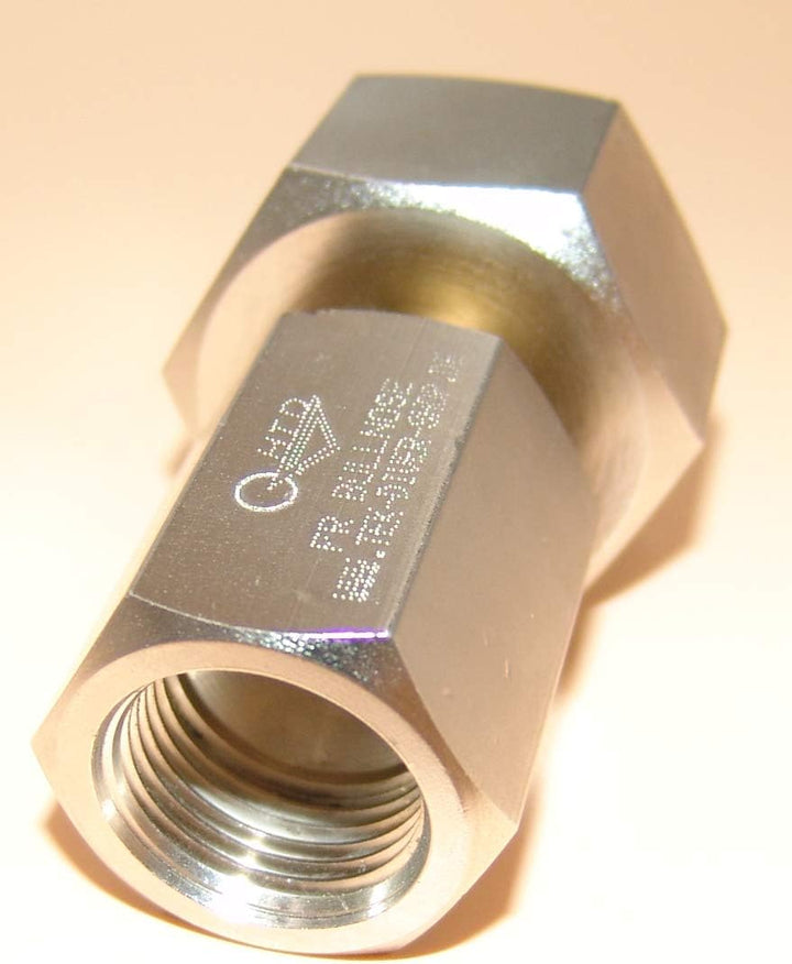 Multiadapter 300 Bar Sauerstoff/Helium/Druckluft auf G5/8" Sauerstoff Bullnose Innengewinde