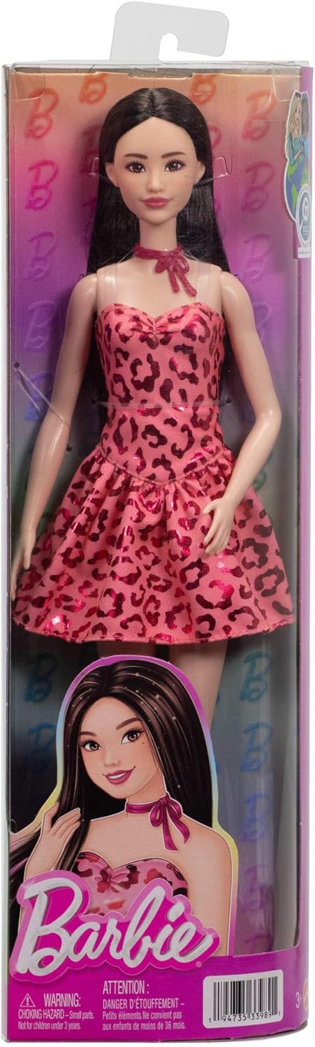 Barbie Fashionistas Puppe Nr. 246 in einem rosa, trägerlosen Kleid mit Leopardenmuster, mit schwarze
