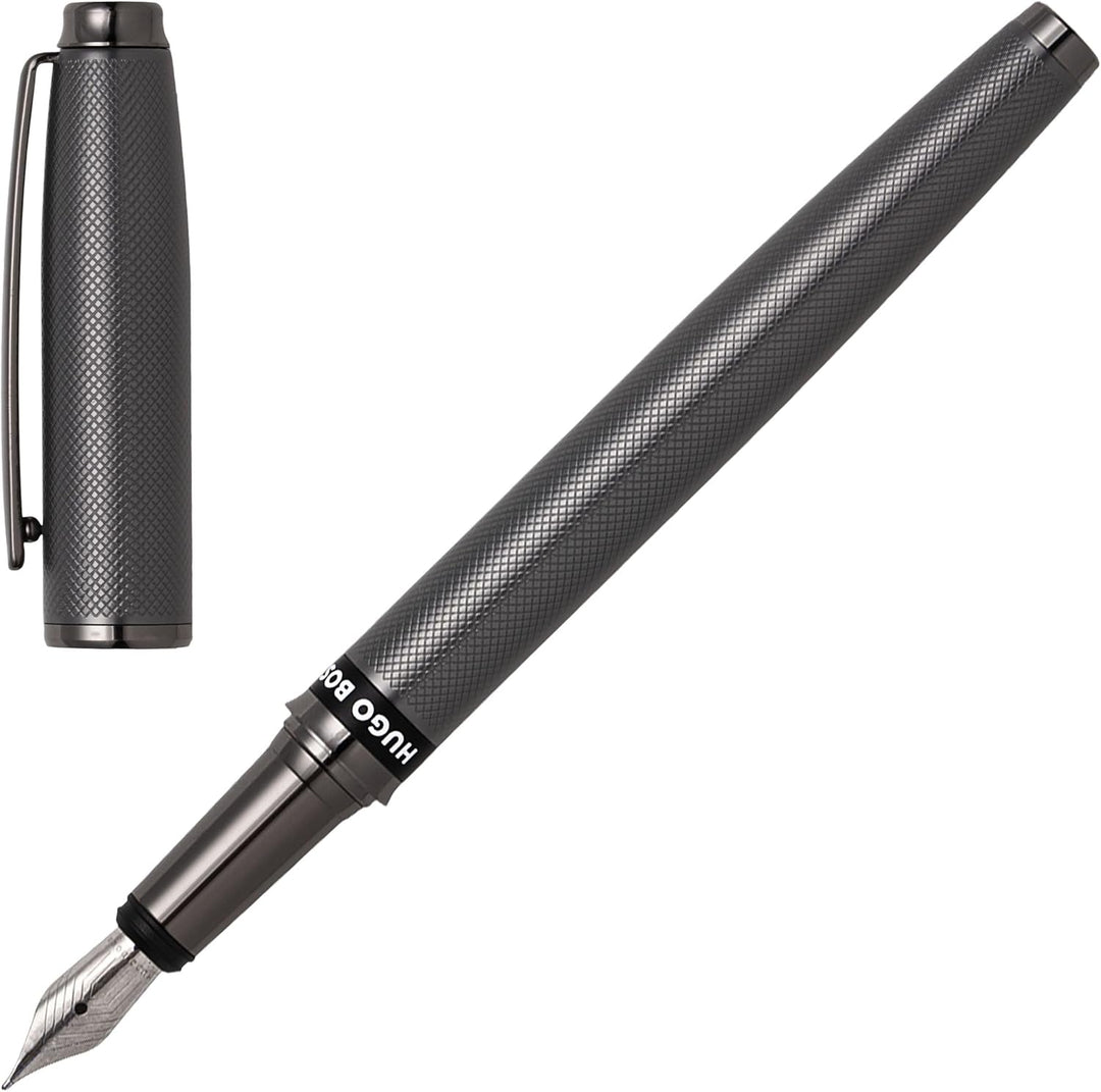 Hugo Boss Stream Füllfederhalter aus Messing in der Farbe Gun, Länge: 14,5cm, Federstärke: M, HSW378