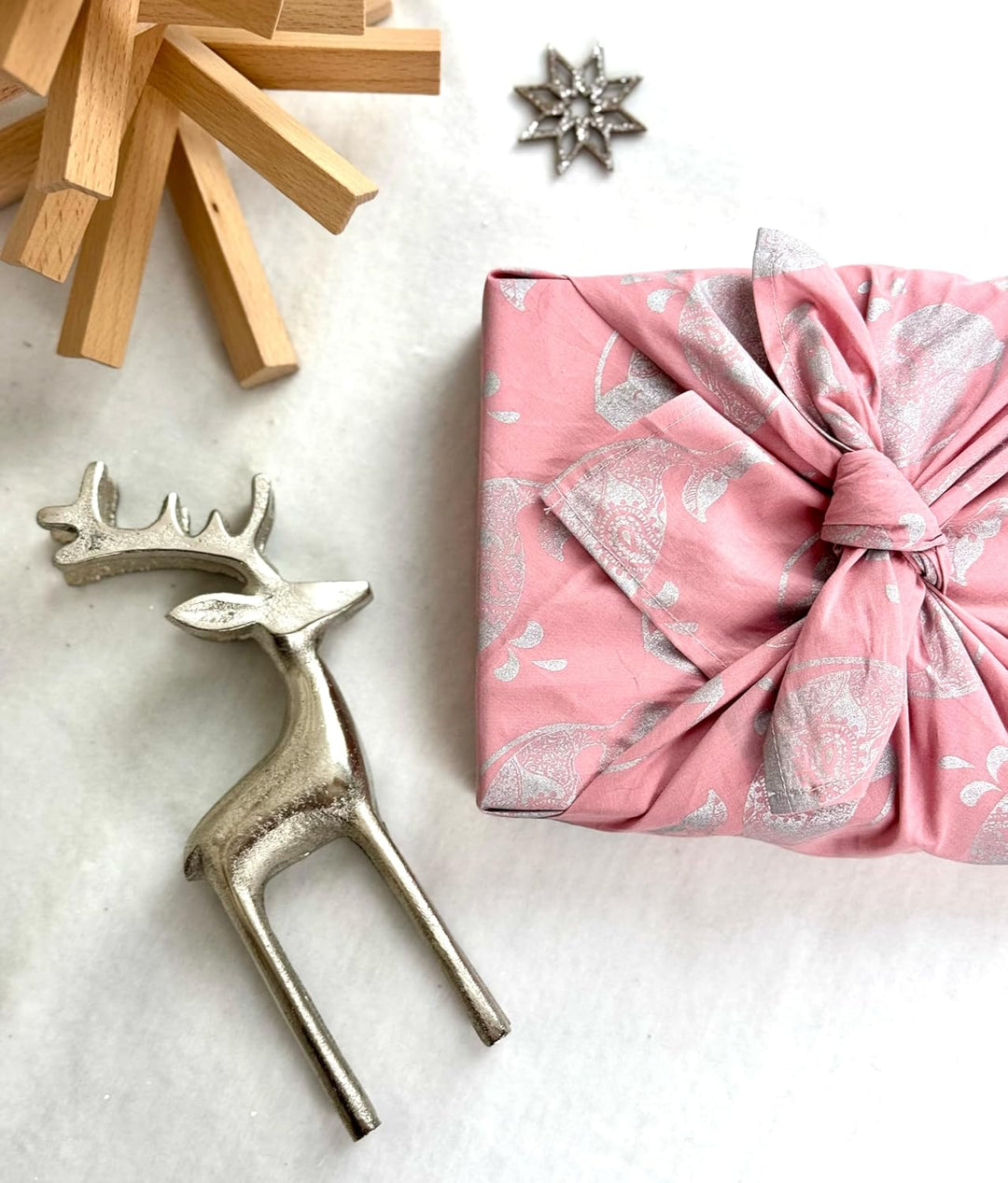 FabRap Furoshiki Fabric Gift Wrap, wiederverwendbare einseitige Gewebefolie, mit Sky Hintergrund mit