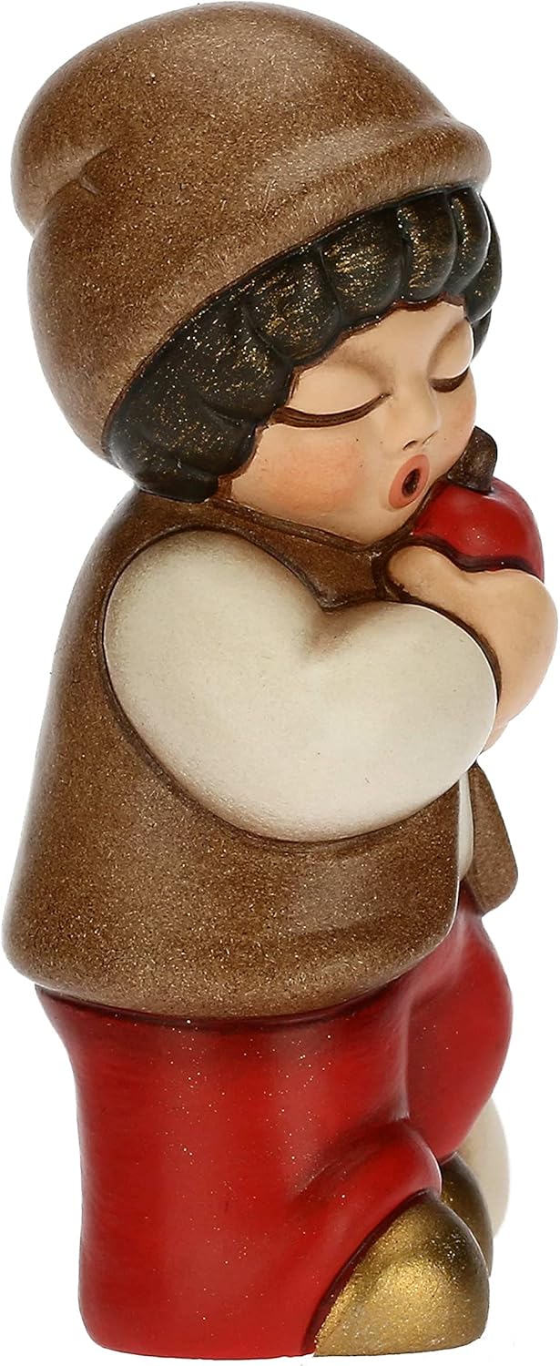 THUN - Krippe 2022 - Figur Krippe Kind mit Apfel aus Keramik, handverziert, rotes Kleid - Klassische