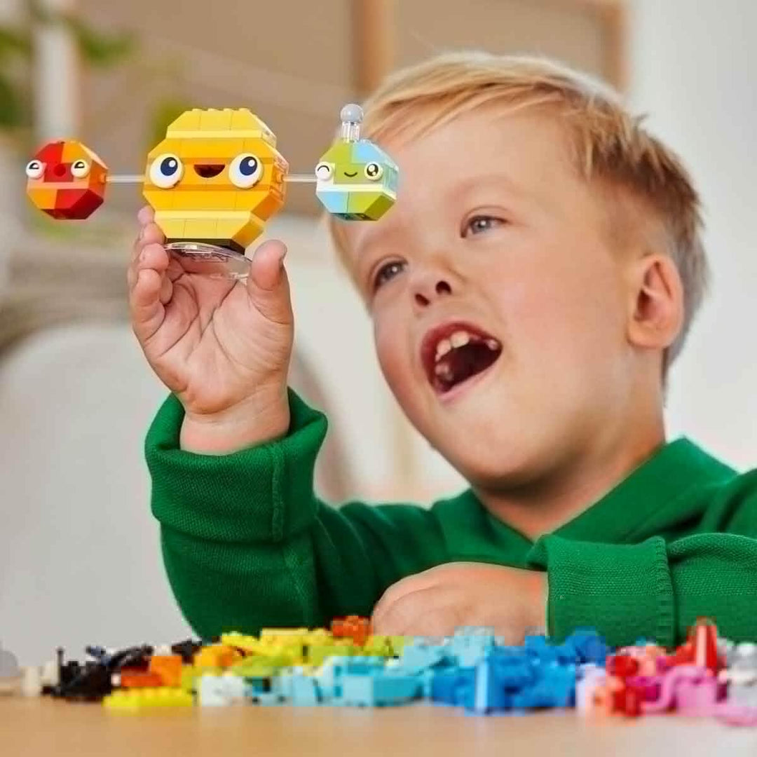 LEGO Classic Kreative Weltraumplaneten, baubares Sonnensystem-Modell für Kinder, Weltraum-Spielzeug