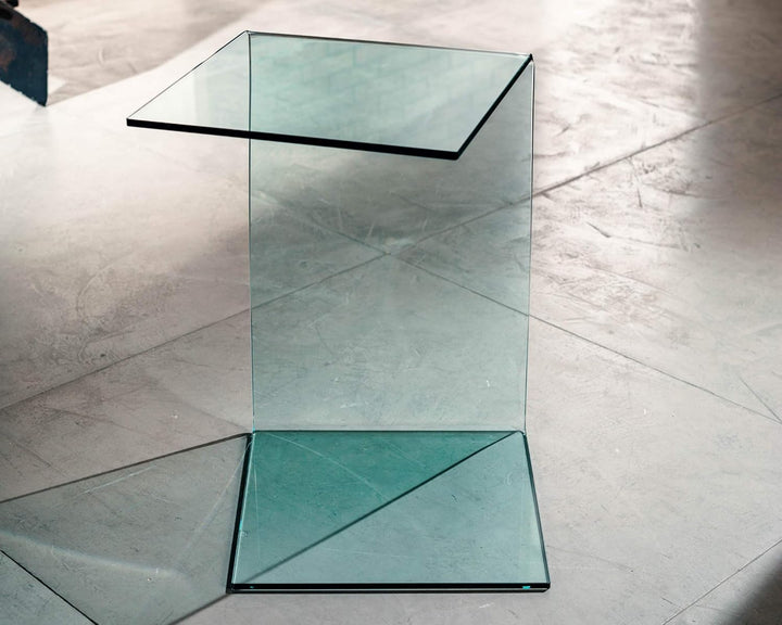 IMAGO FACTORY Atlas | Couchtisch Servetto - Lampentisch aus klarem, gebogenem Glas, Wohnzimmermöbel,