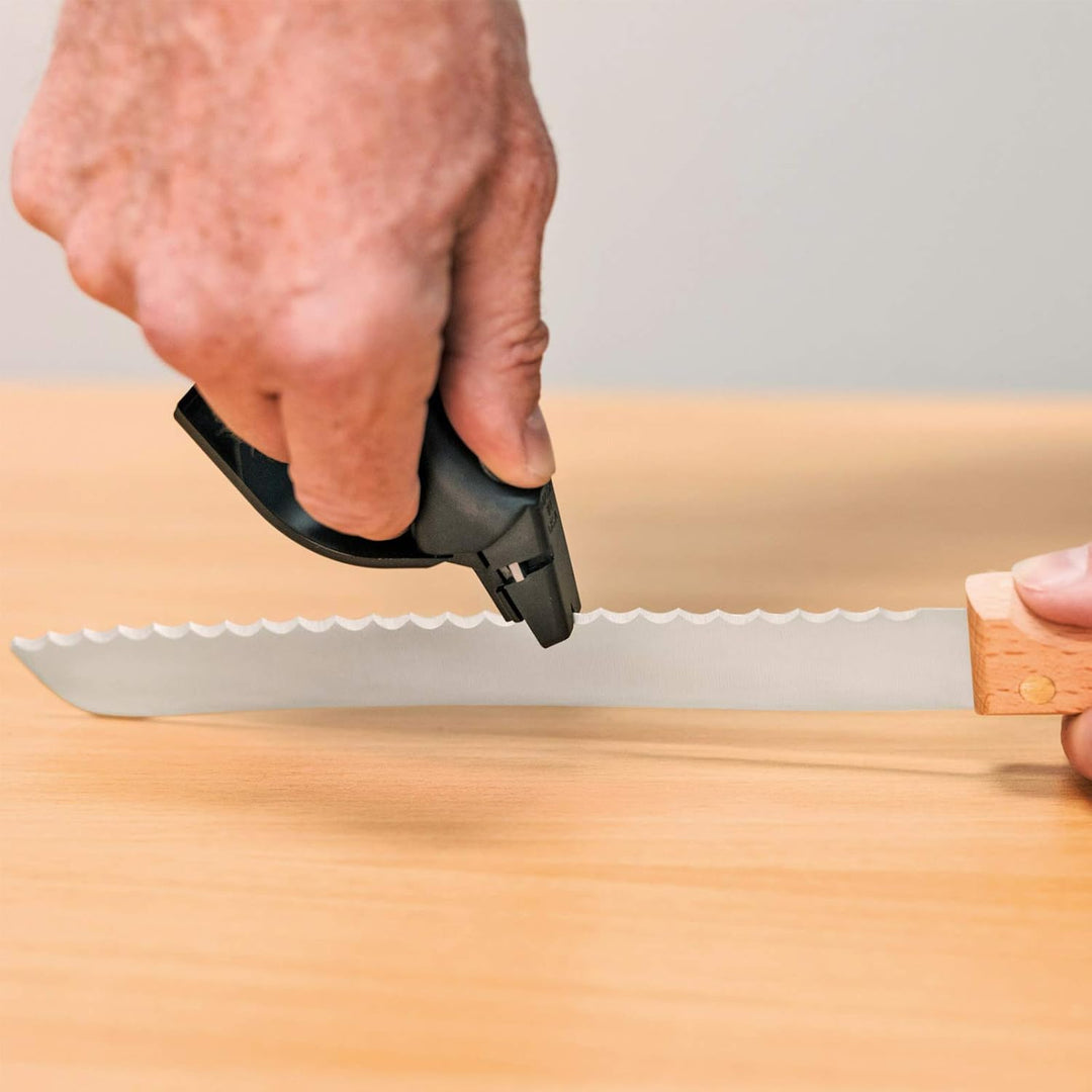 Herbertz Messerschärfer - V förmiger Schärfeinsatz - schwarzes Kunststoffgehäuse - Kunststoffschutzb