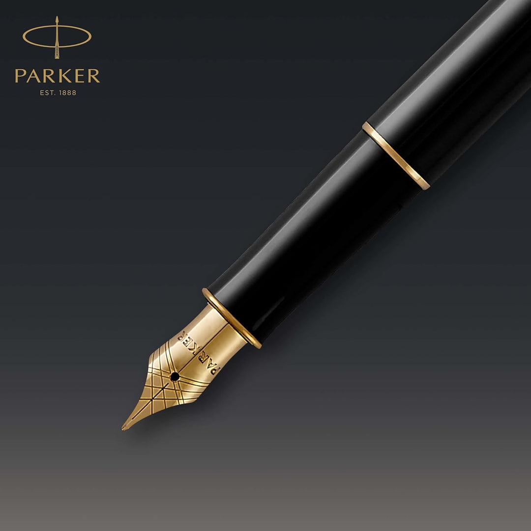 Parker Sonnet Füller | Schwarze Lackierung mit Goldzierteilen | Füllfederhalter mit mittlerer Feder