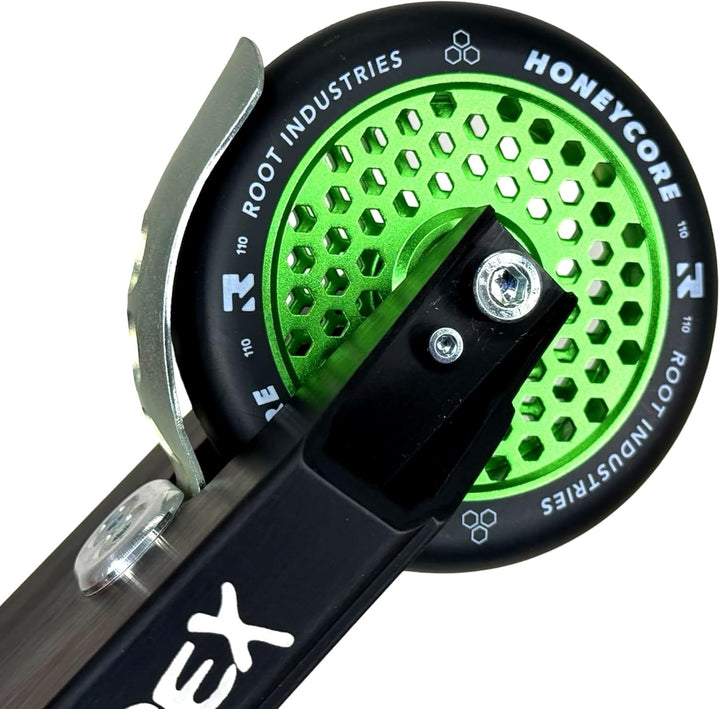 Root Industrie Air Honeycore 110mm Stunt-Scooter Rolle + Fantic26 Sticker (Grün/Pu Schwarz) Grün / P