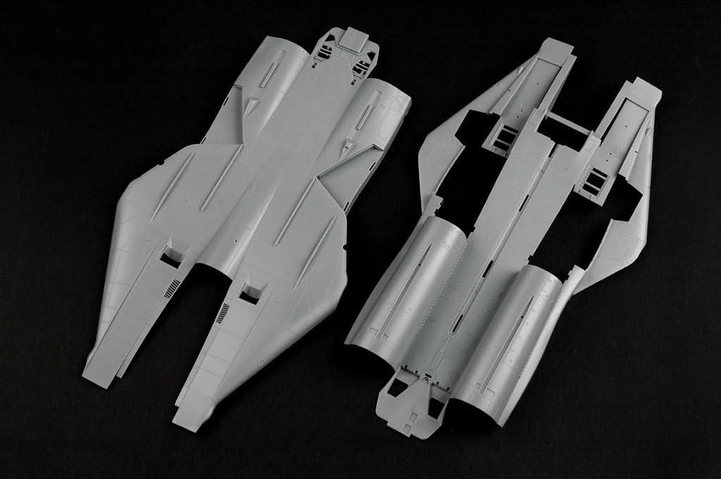 Hobbyboss 1:48 Scale F-14B Tomcat Model Kit (Grey)