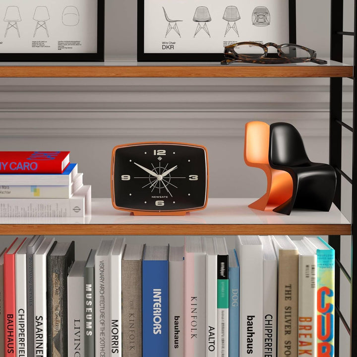NEWGATE® Brooklyn Retro-Wecker/Tischuhr – Rechteckiger Wecker – Schlafzimmerzubehör – Schreibtischzu