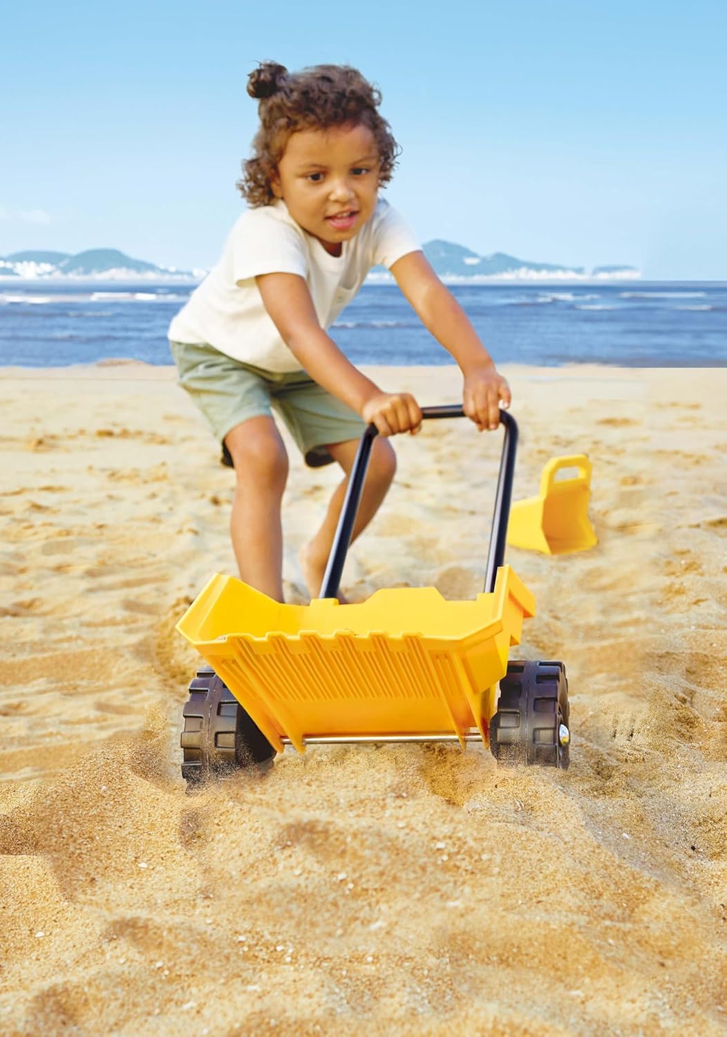 Hape E4094 Sandspielzeug mit Kipper