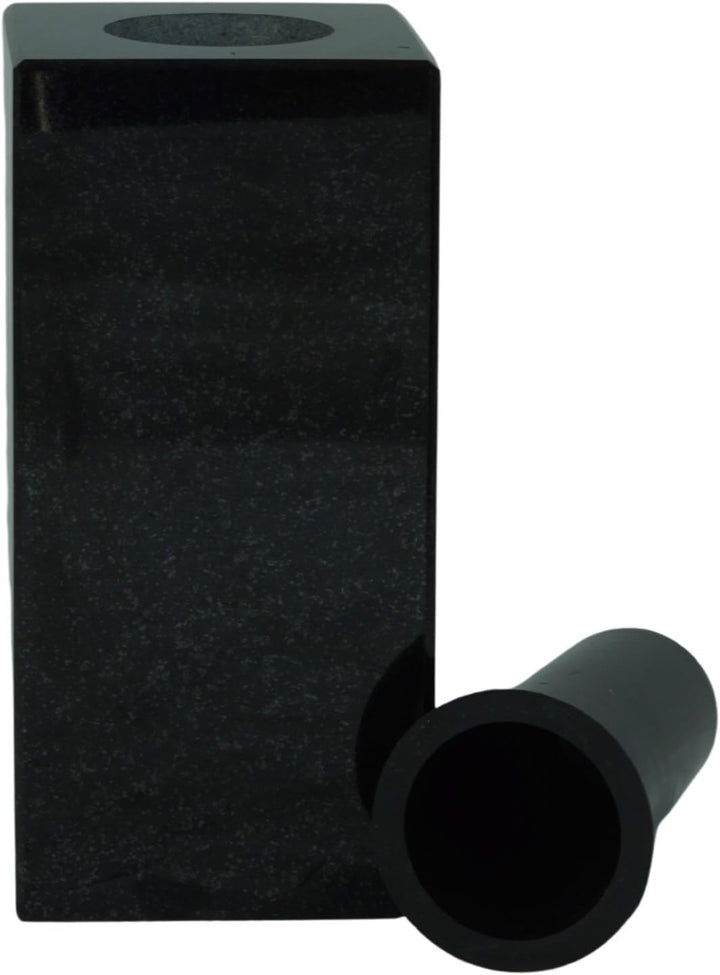 designgrab Cube-medium Designer Grabvase aus Granit Schwedisch Black