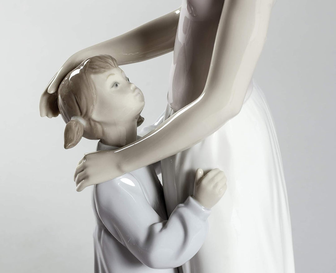 LLADRÓ Figur Von Mutter Zur Tochter. Mutter. Porzellan.