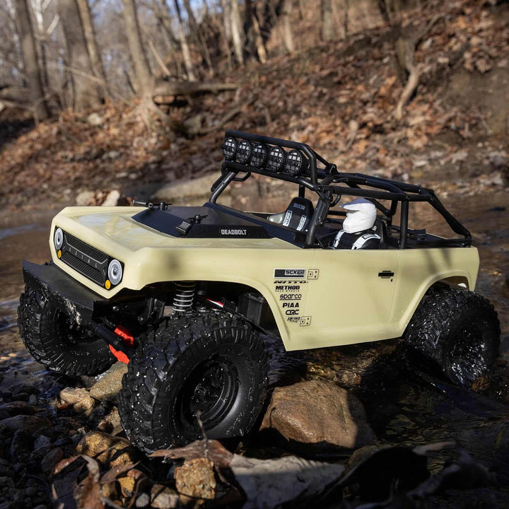 Axial 1/10 SCX10 II Deadbolt 4WD Brushed RTR, Tan