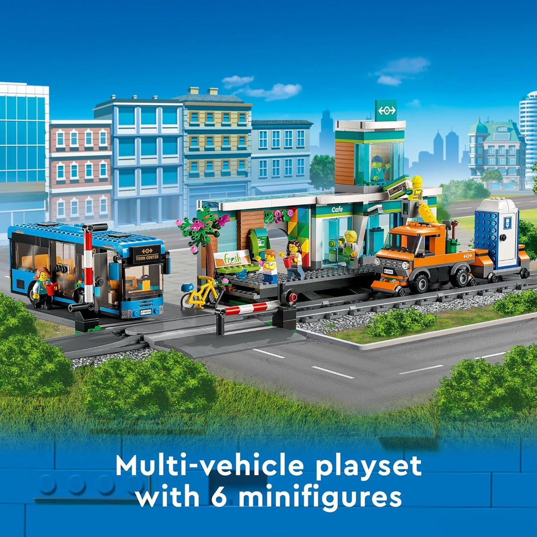 Lego 60335 City Der Bahnhof: Stadtabenteuer mit Bus, Hubwagen, 6 Minifiguren, Strassenschilder, komp