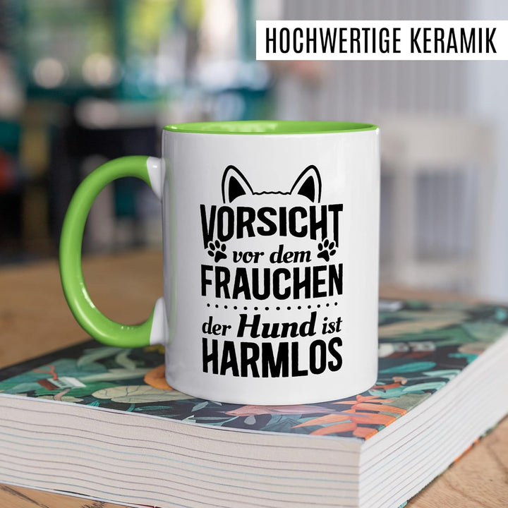 Tasse Frau Geschenk – Vorsicht vor dem Frauchen, der Hund ist harmlos – Kaffeetasse 330ml aus Kerami