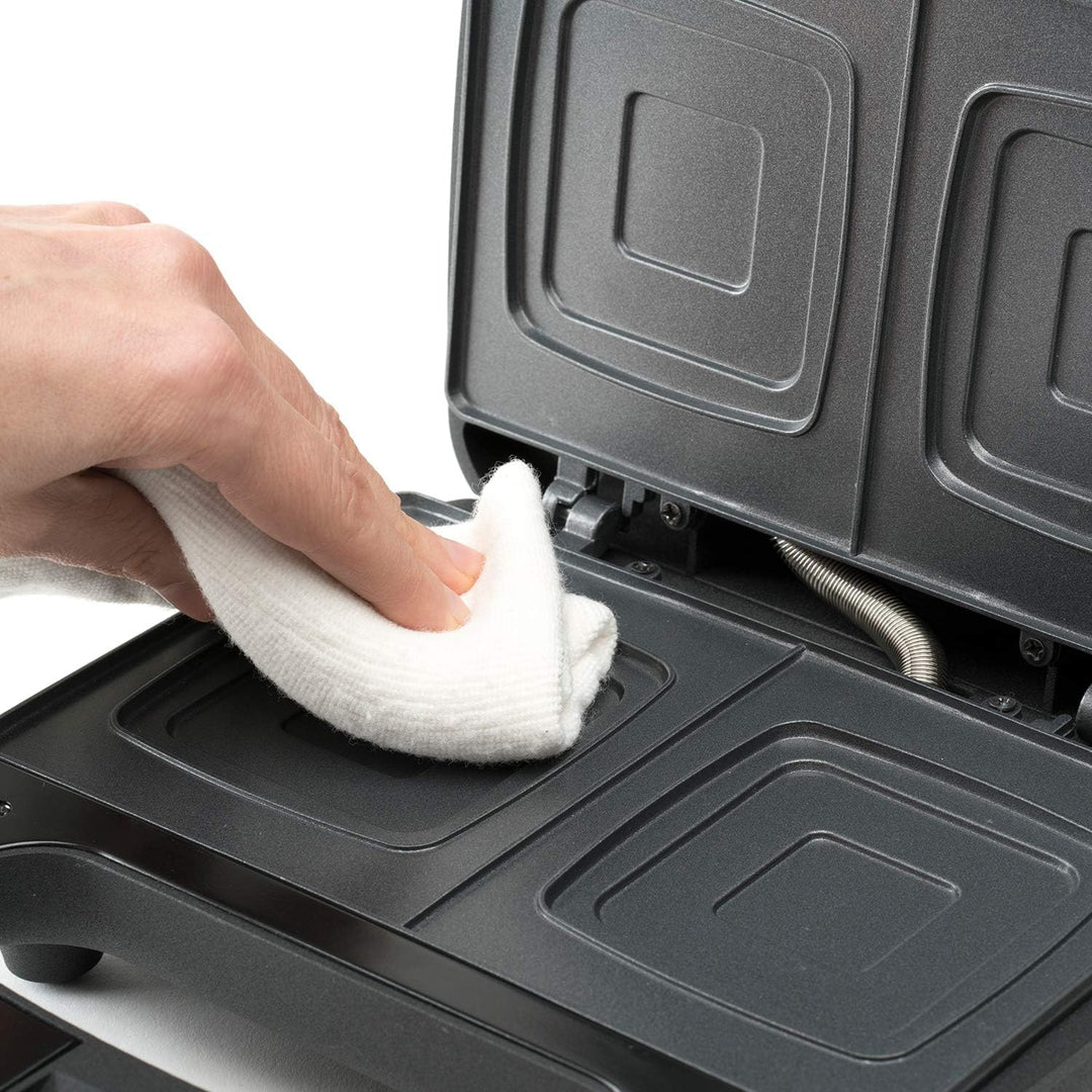 Black+Decker ES9680070B BXSA751E Sandwich-Maker, 750, Edelstahl, Pantone 10394, Sandwich