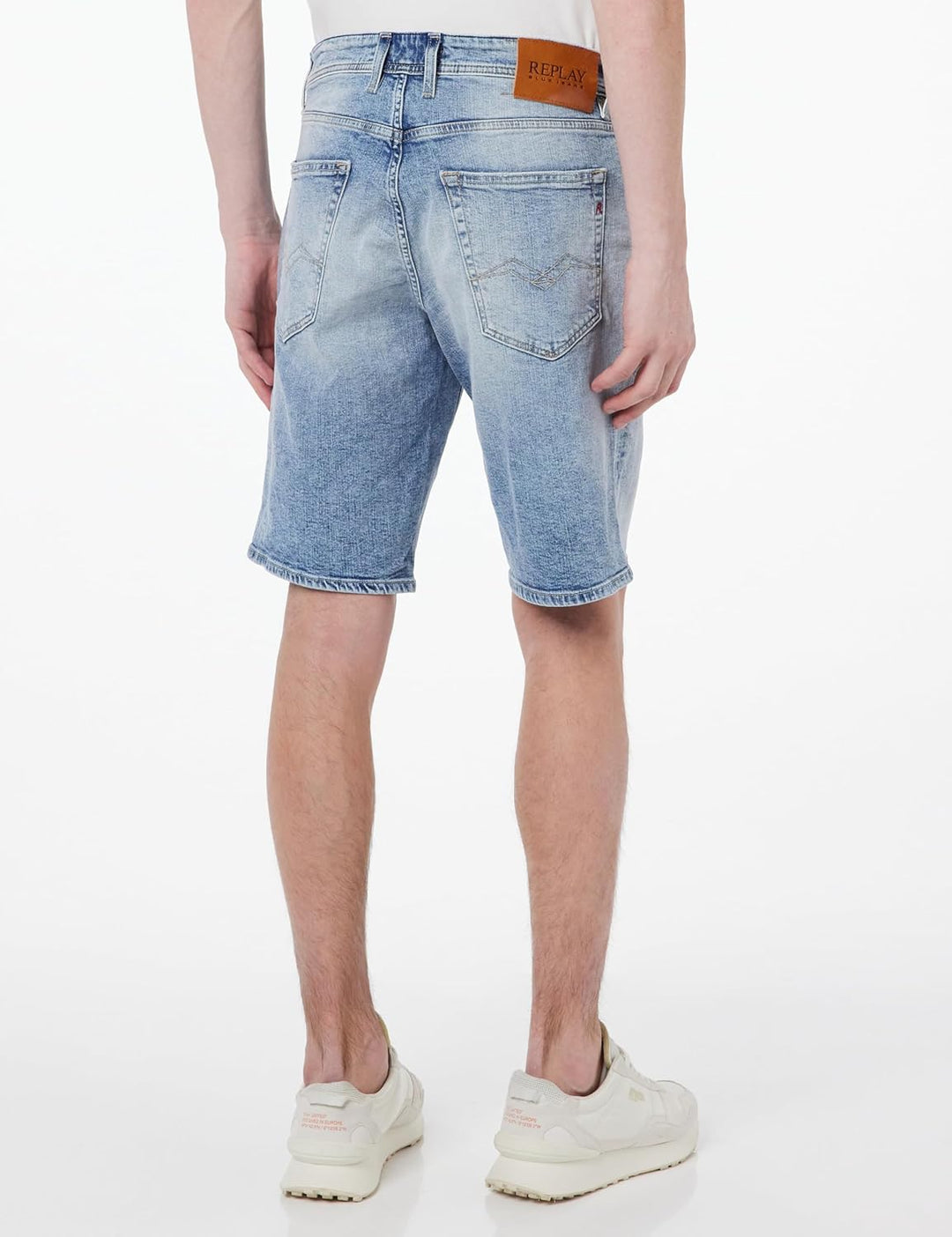 Replay Herren Jeans Shorts Grover Short Straight-Fit mit Super Stretch 28W 010 Light Blue, 28W 010 L