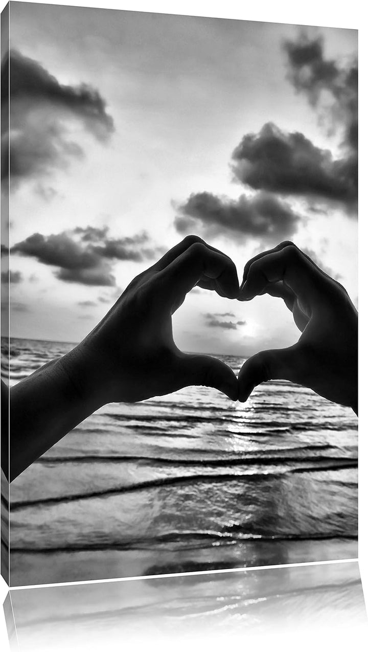 Pixxprint Händen geformtes Herz am Meer als Leinwandbild/Grösse: 100x70 cm/Wandbild/Kunstdruck/ferti