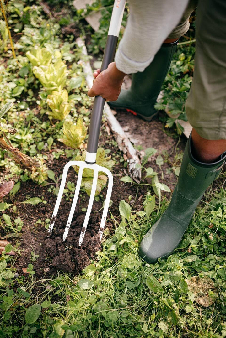 Fiskars Spatengabel für weiche, lockere Böden, Mit 4 Zinken, Länge: 105 cm, Zinken und Stiel aus hoc