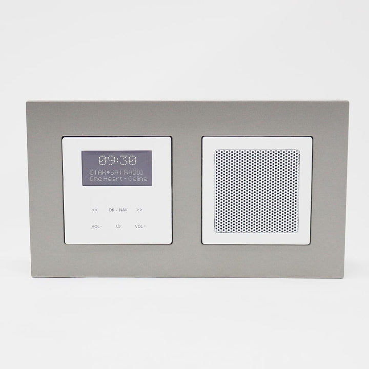 LOGIQ Unterputz Radio mit 2W RMS Lautsprecher, DAB+, UKW und Bluetooth, OLED-Display, Weck- und Slee