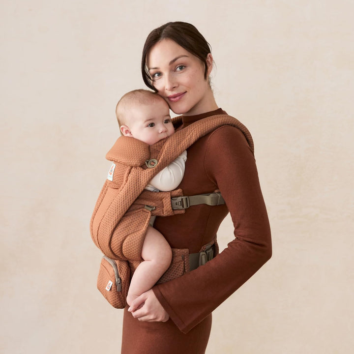 Ergobaby Omni Deluxe All-in-One Babytrage für Neugeborene ab Geburt bis 20kg, Ergonomische 4-Positio