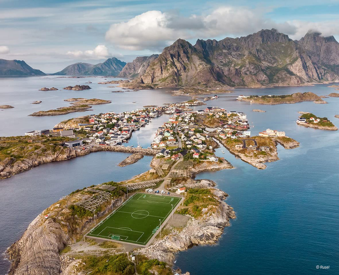 Le tour du monde en 80 stades: Les terrains de foot les plus insolites de la planète, Gebundenes Buc