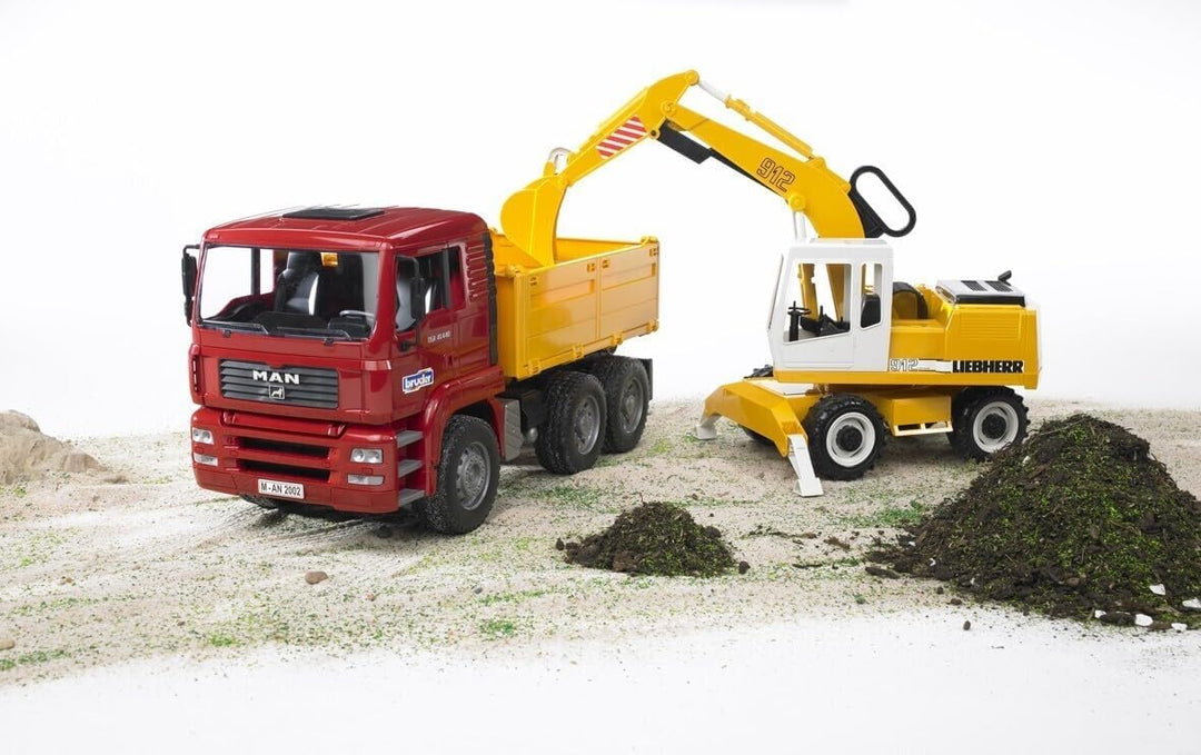 bruder 02751 - Man TGA Kipplastwagen mit Liebherr Schaufelbagger - 1:16 Baustelle Baufahrzeug Löffel