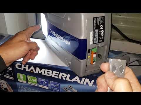 Chamberlain Garagentorantrieb Premium ML1000EV, 1 Garagentormotor, 2 Handsender, 1 kabelloser Funkwa