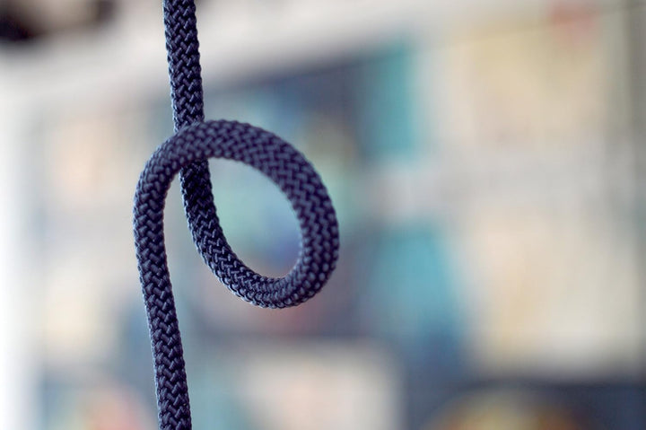Peppermint Products Loop Rope Garderobe | Höhenverstellbar, Wand- und Deckenmontage | Industrial Loo
