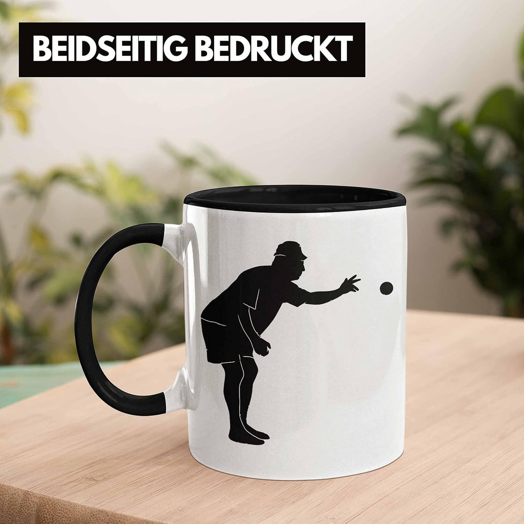 Trendation - Boule Tasse Geschenk Boule-Spieler Geschenkidee Spruch Grafik Werfender Boule Spieler (