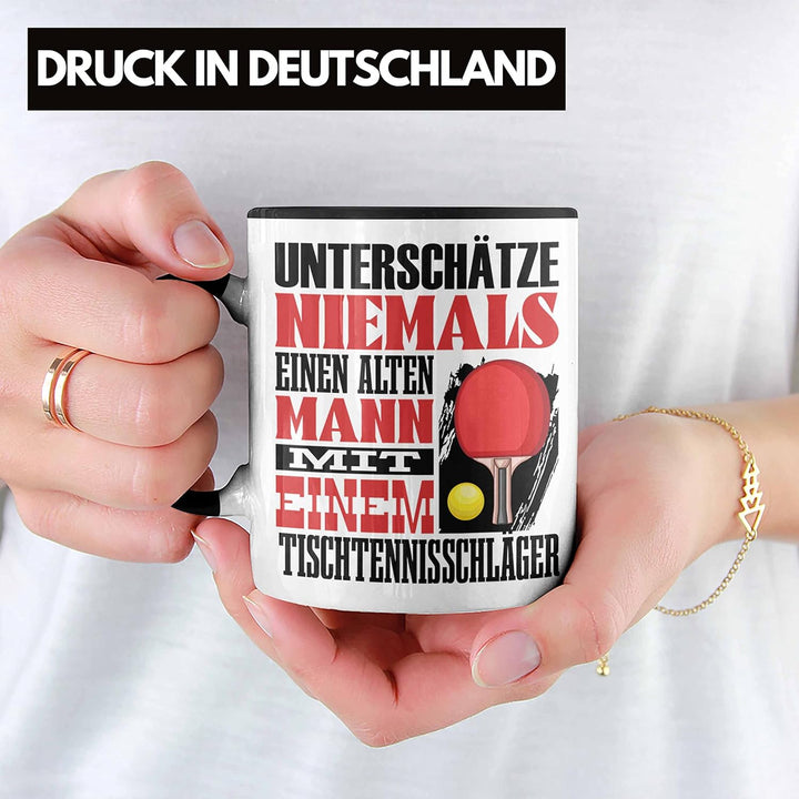 Trendation - Tischtennis Tasse Geschenk für Tischtennisspieler Lustiger Spruch Unterschätze Niemals