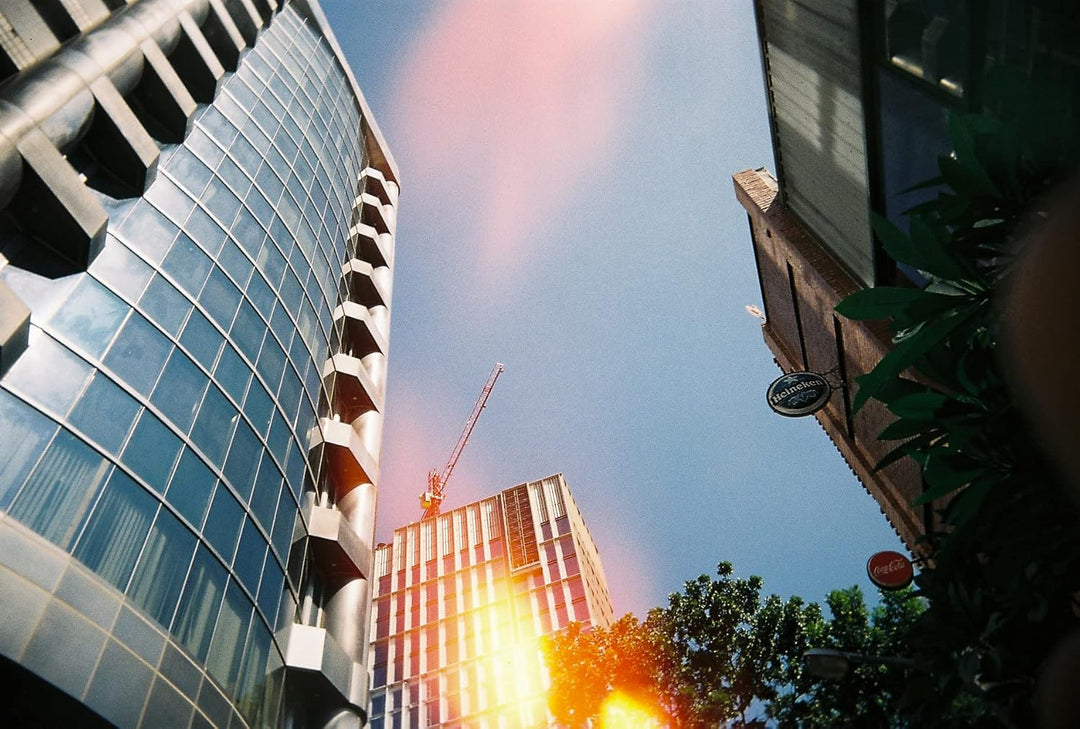 RETO Ultra Wide und Slim 35 mm Wiederverwendbare Tageslicht-Filmkamera – 22 mm Weitwinkelobjektiv, f