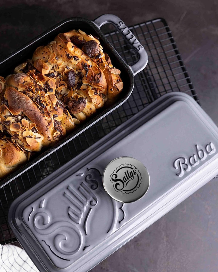 Sallys Gusseisen Brot- Backform Baba (Smokey Grey Majolika), Smokey Grey Majolika